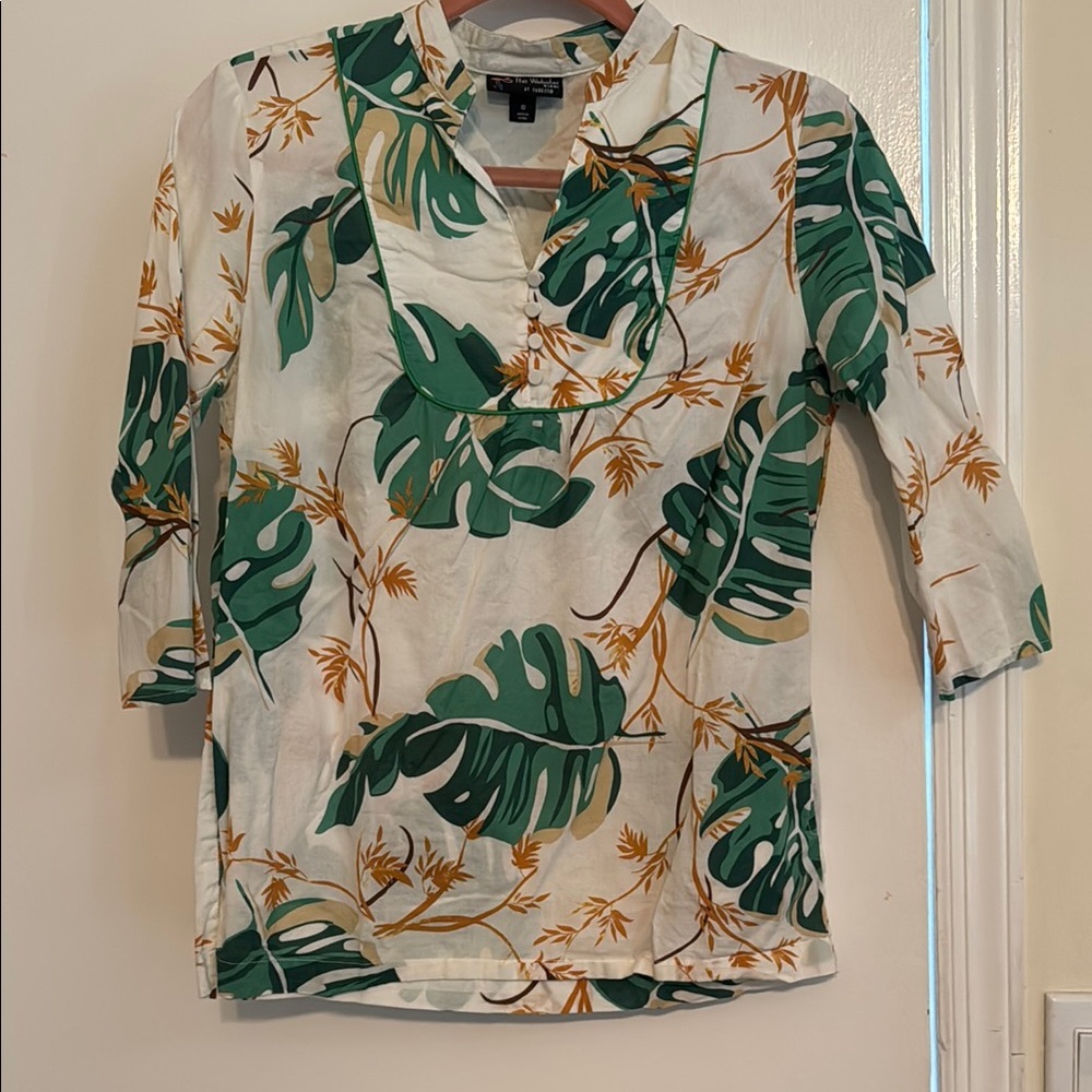 The Webster at Target Cream and Green 3/4 Sleeve Blouse with Mandarin Collar